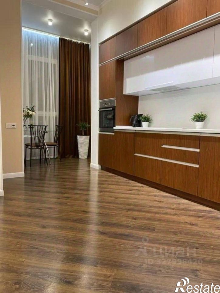 2-комн квартира улица Юлиуса Фучика, 14В,  д. 14В