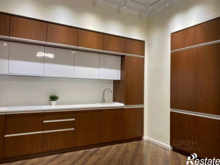 2-комн квартира улица Юлиуса Фучика, 14В,  д. 14В