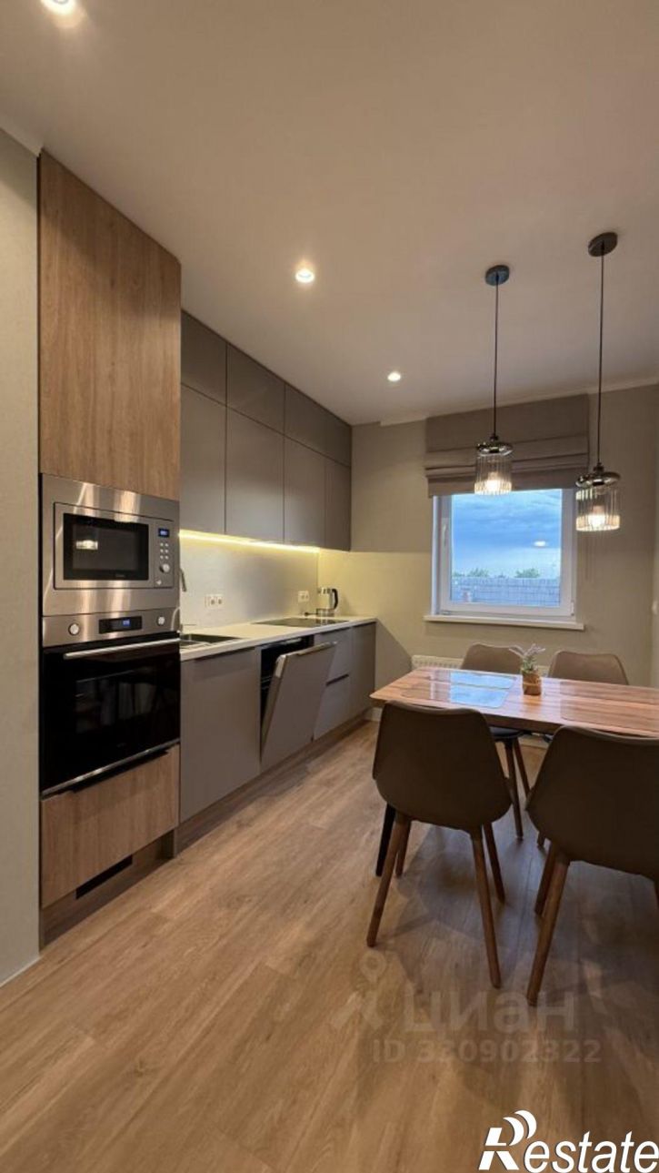 2-комн квартира ул Новаторов, 8Б,  д. 8Б