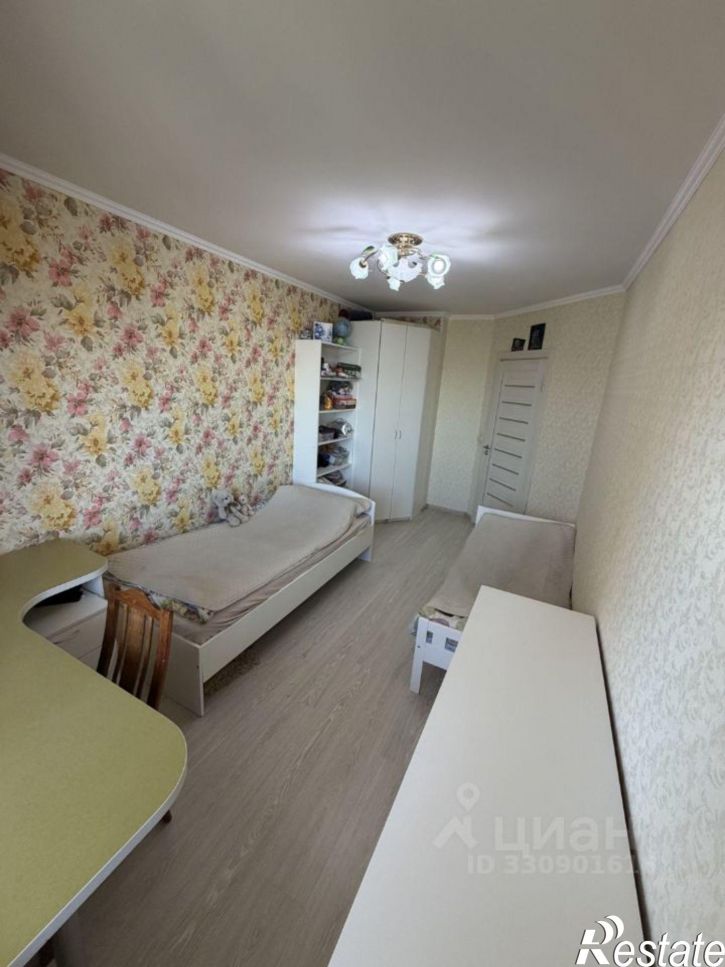 3-комн квартира ул Крутая, 2,  д. 2