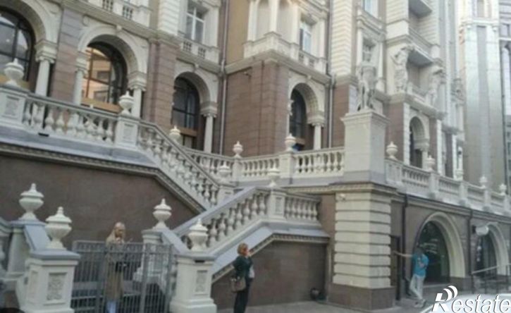 3-комн квартира ул Касаткина, 11,  д. 11