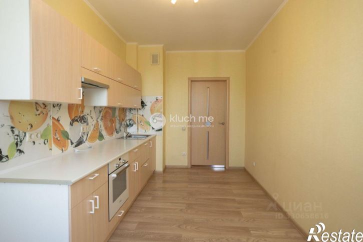 2-комн квартира улица Хусаина Мавлютова, 42,  д. 42