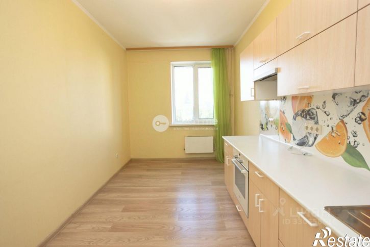2-комн квартира улица Хусаина Мавлютова, 42,  д. 42