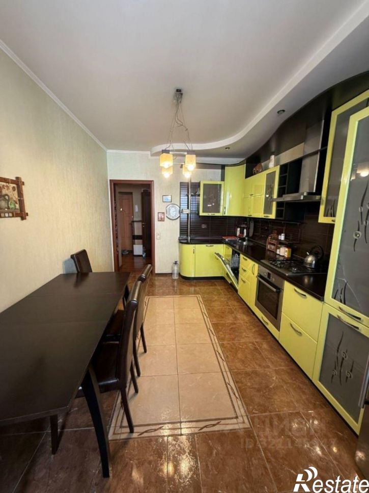 2-комн квартира ул Чистопольская, 72,  д. 72