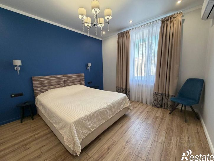 3-комн квартира ул Нурсултана Назарбаева, 10,  д. 10