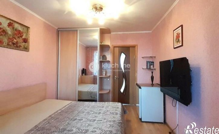 3-комн квартира ул Адоратского, 27,  д. 27