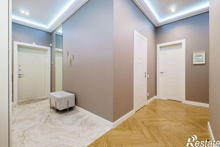 4-комн квартира ул Мусина, 1,  д. 1