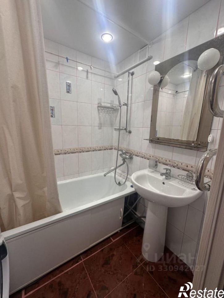2-комн квартира ул Четаева, 35,  д. 35