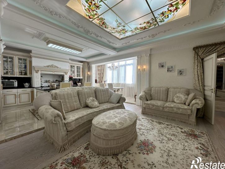 2-комн квартира улица Айвазовского, 3,  д. 3