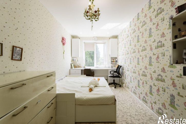 3-комн квартира Волгоградская улица, 37,  д. 37