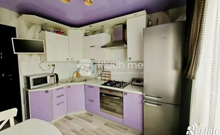 2-комн квартира пр-кт Победы, 18,  д. 18