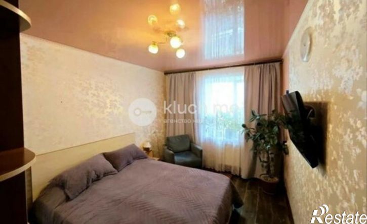 2-комн квартира пр-кт Победы, 18,  д. 18