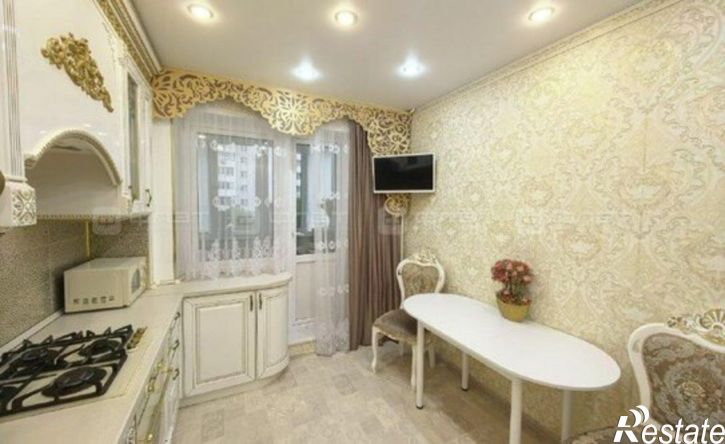 3-комн квартира пр-кт Победы, 76,  д. 76