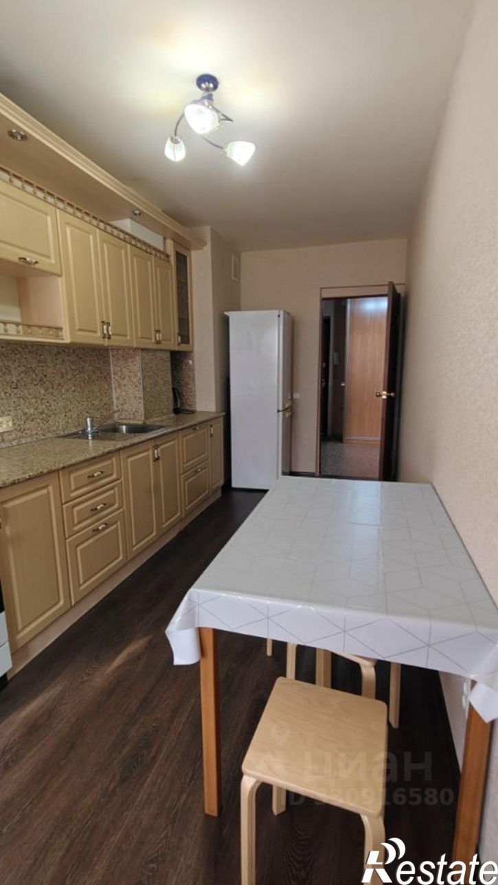 1-комн квартира ул Чингиза Айтматова, 10,  д. 10