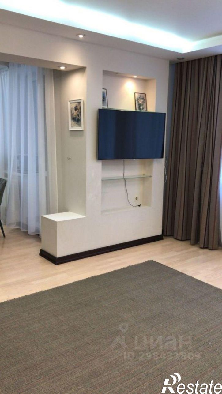 3-комн квартира улица Достоевского, 52,  д. 52