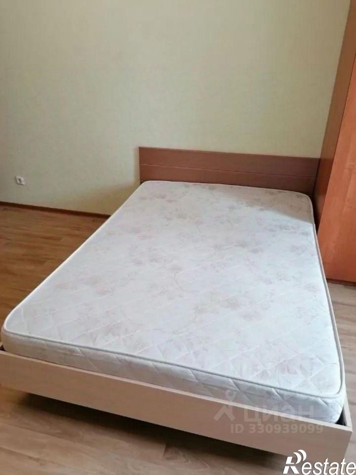 1-комн квартира улица Чингиза Айтматова, 13,  д. 13