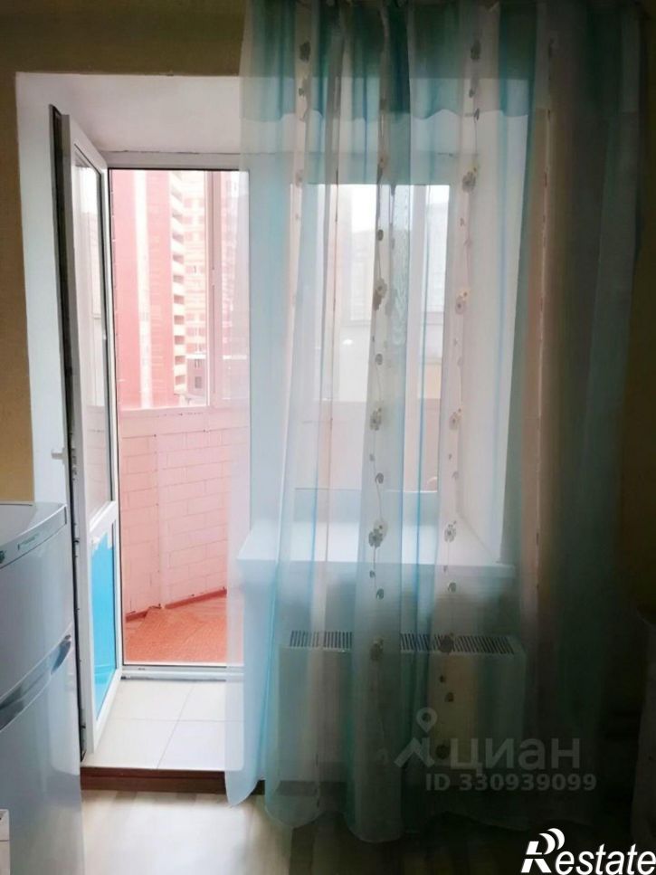 1-комн квартира улица Чингиза Айтматова, 13,  д. 13