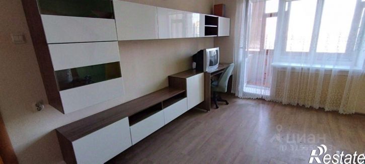 2-комн квартира пр-кт Победы, 172,  д. 172
