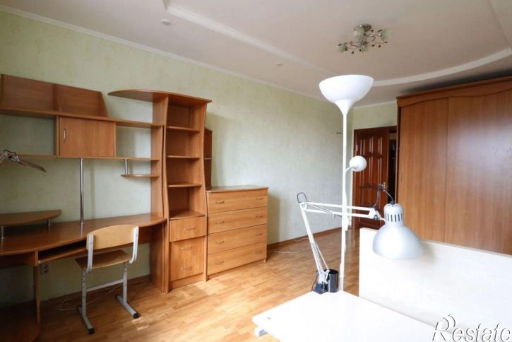 2-комн квартира улица Толбухина, 11,  д. 11
