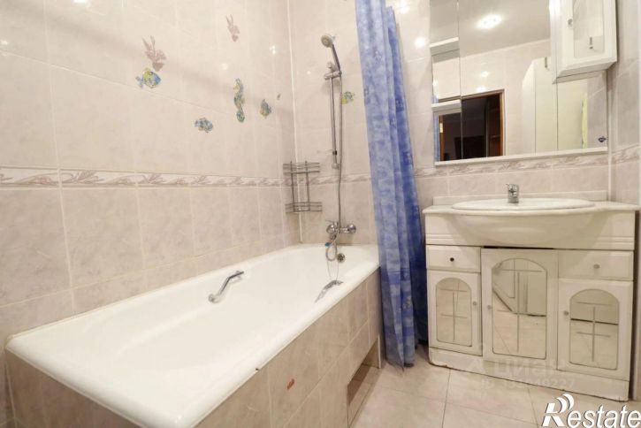 2-комн квартира улица Толбухина, 11,  д. 11