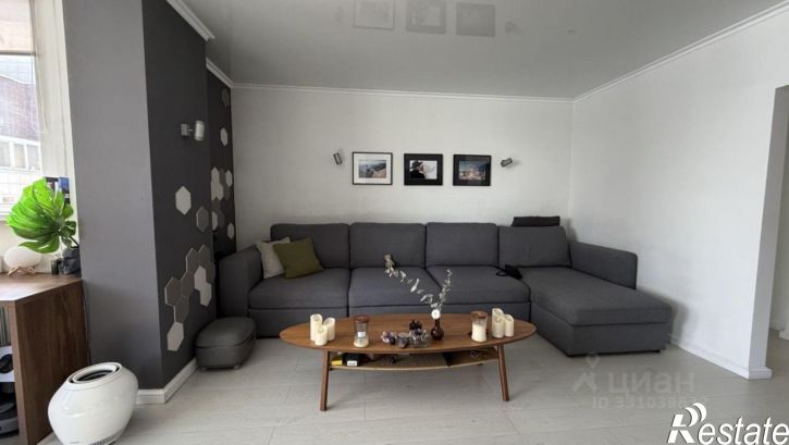 2-комн квартира улица Аделя Кутуя, 110А,  д. 110А