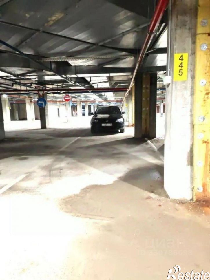 Гараж/парковка проспект Победы, 139А к1,  д. 139А к1