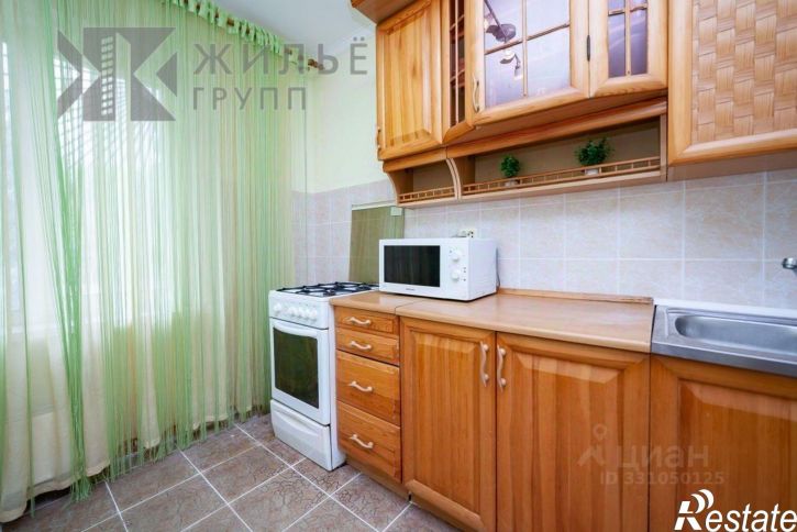 3-комн квартира улица Юлиуса Фучика, 83,  д. 83