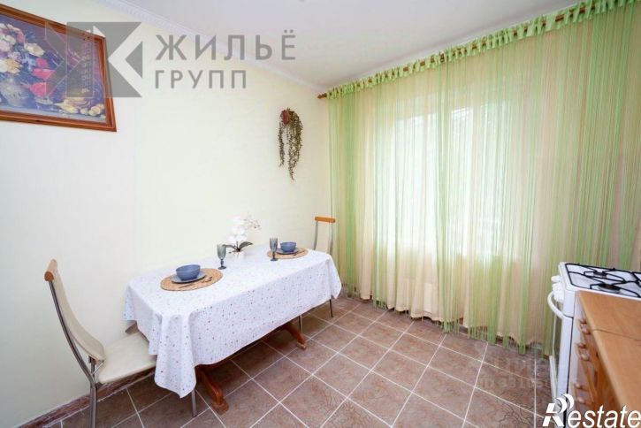 3-комн квартира улица Юлиуса Фучика, 83,  д. 83
