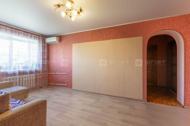 3-комн квартира ул. Болотникова, дом 3