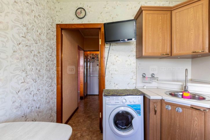 3-комн квартира ул. Болотникова, дом 3