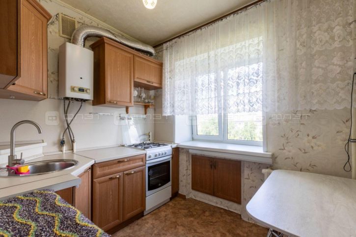 3-комн квартира ул. Болотникова, дом 3