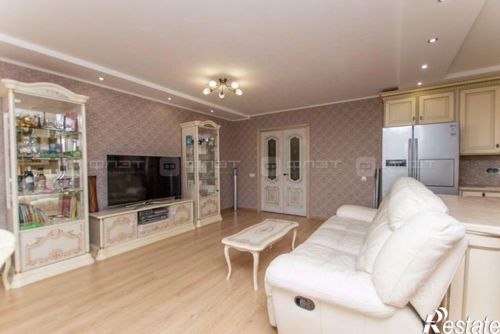 4-комн квартира улица Баки Урманче, 10,  д. 10