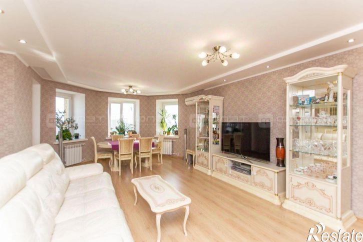 4-комн квартира улица Баки Урманче, 10,  д. 10