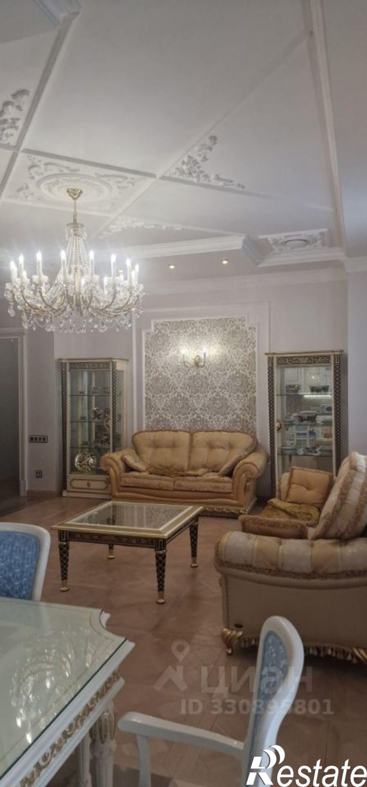 2-комн квартира улица Касаткина, 11,  д. 11
