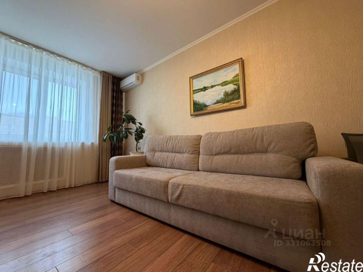 1-комн квартира улица Космонавтов, 42А,  д. 42А