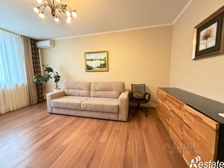 1-комн квартира улица Космонавтов, 42А,  д. 42А