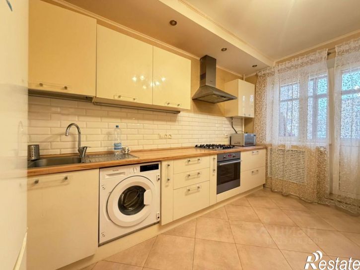 1-комн квартира улица Космонавтов, 42А,  д. 42А