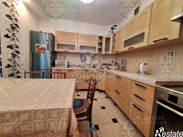 2-комн квартира улица Соловецких юнг, 1,  д. 1