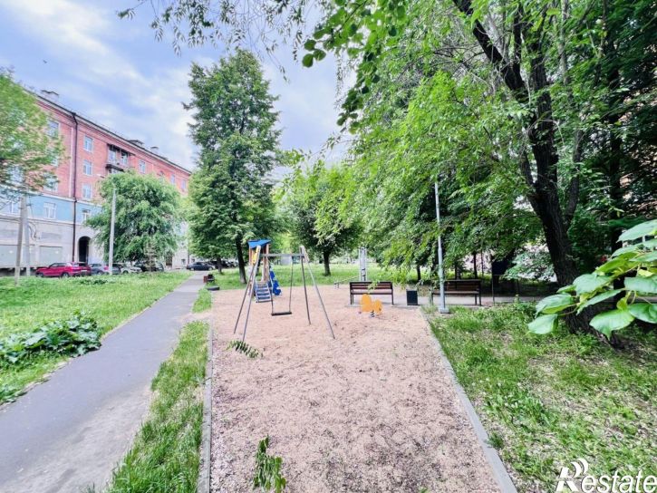 4-комн квартира улица Восстания, 56,  д. 56