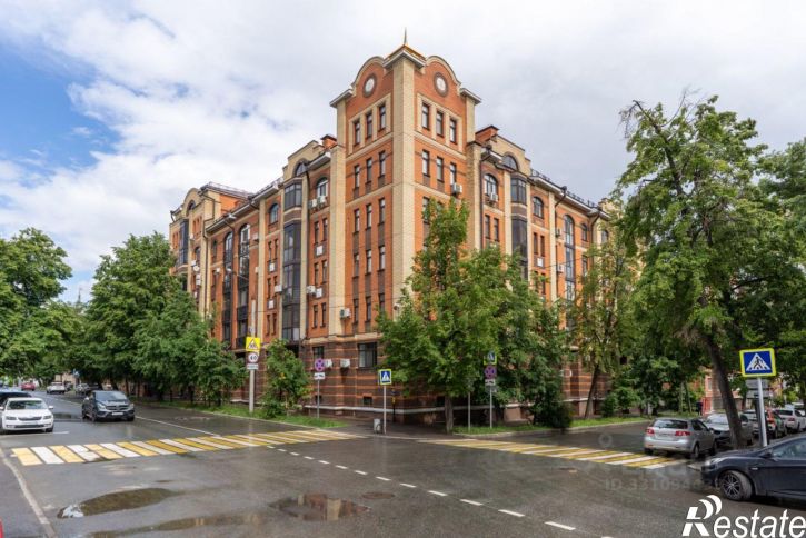 3-комн квартира улица Япеева, 10,  д. 10
