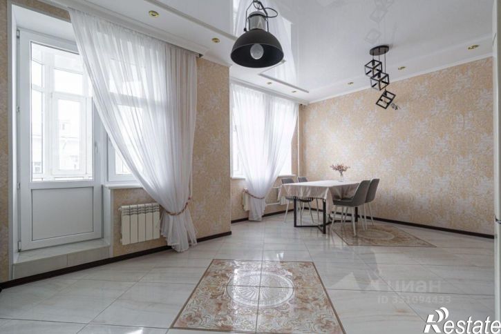3-комн квартира улица Япеева, 10,  д. 10