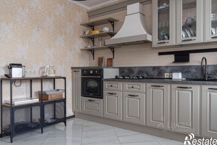 3-комн квартира улица Япеева, 10,  д. 10