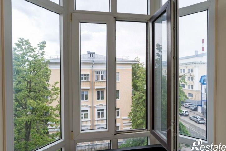 3-комн квартира улица Япеева, 10,  д. 10