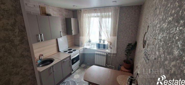2-комн квартира улица Нурсултана Назарбаева, 47/113,  д. 47/113