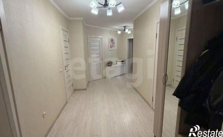 3-комн квартира ул Крутая, 2,  д. 2