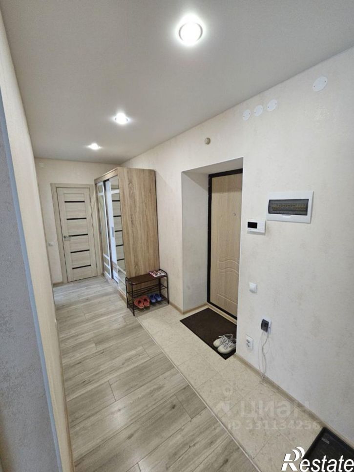 2-комн квартира улица Фикрята Табеева, 3,  д. 3