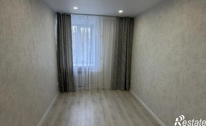 2-комн квартира улица Серова, 19,  д. 19
