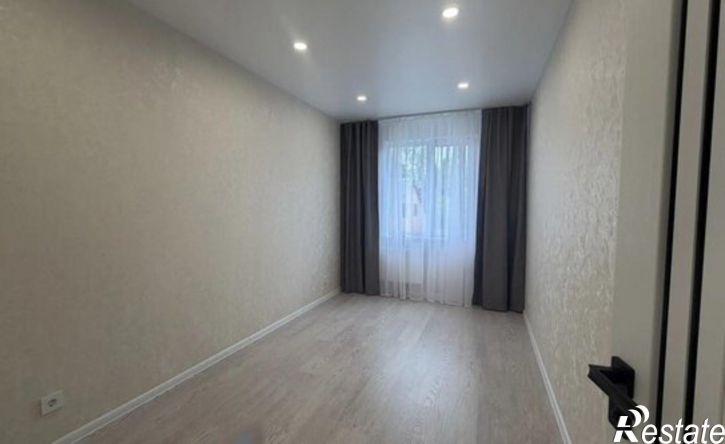 2-комн квартира улица Рихарда Зорге, 63,  д. 63