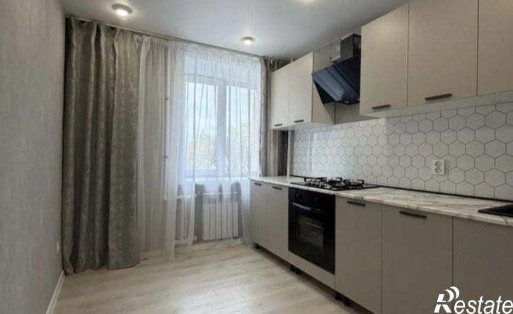2-комн квартира улица Серова, 19,  д. 19