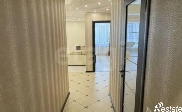 2-комн квартира улица Салиха Батыева, 21,  д. 21